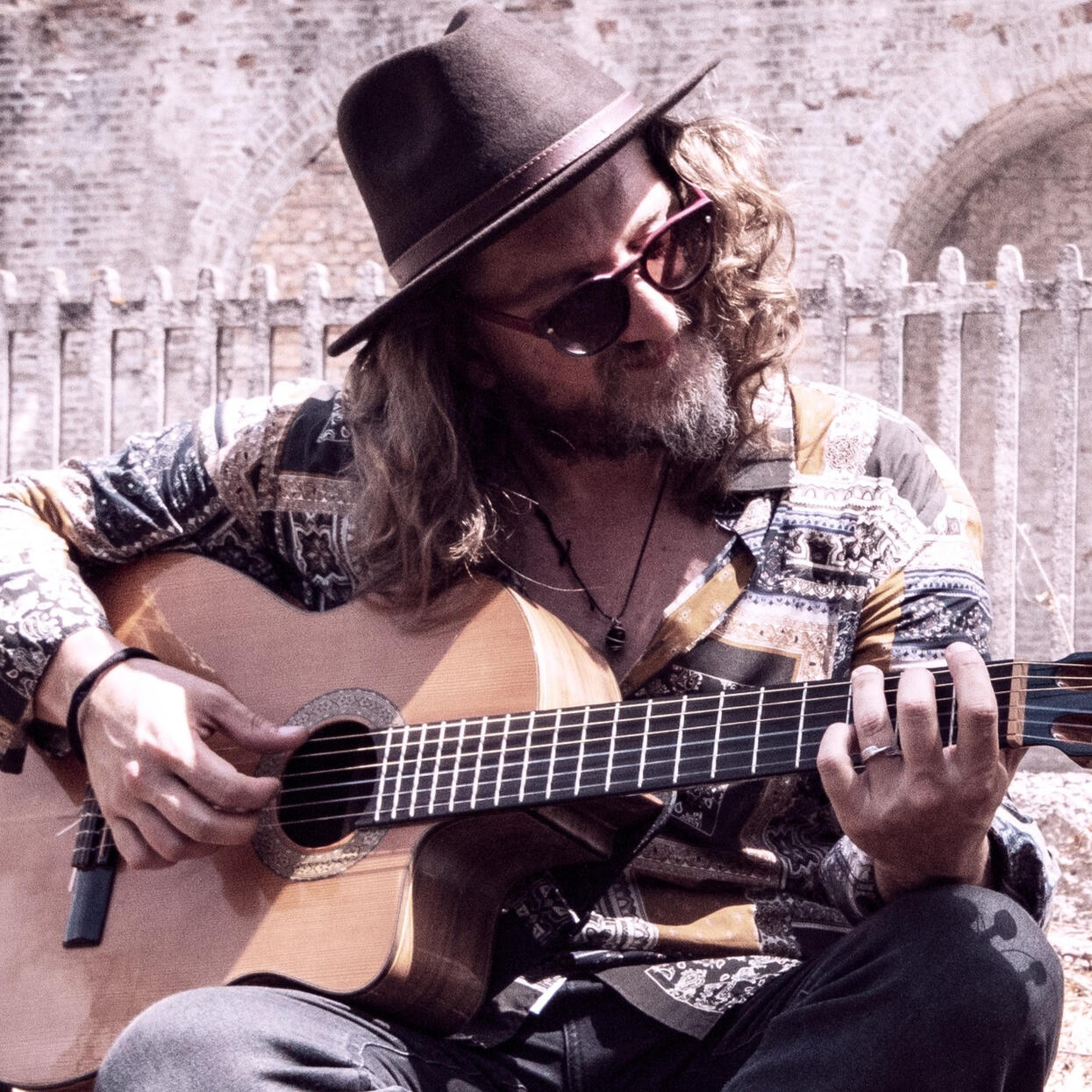 MARTIN NAVELLO